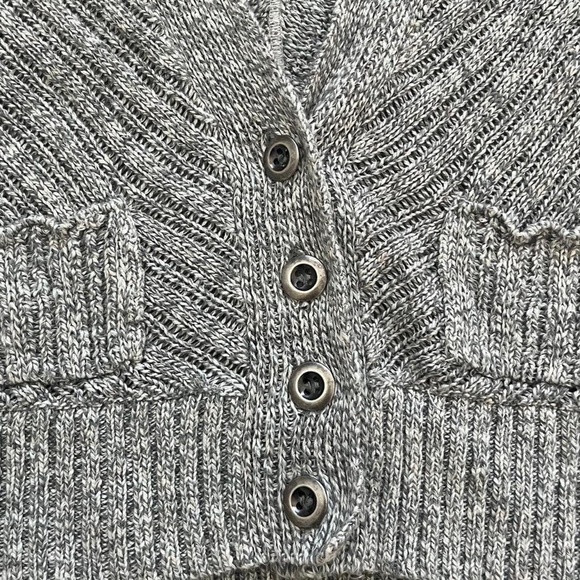 Free People Over the Rainbow rare gray cardigan aso Beth Greene in The Walking D - Picture 5 of 6